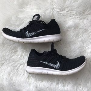 Nike Free Flyknit